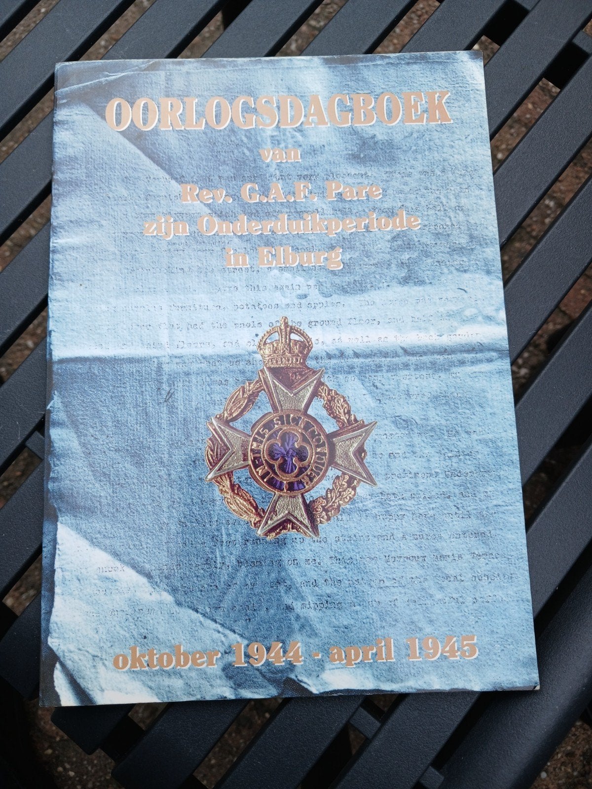 Oorlogsdagboek Rev. G.A.F. Pare - Onderduik Elburg 1944-1945, Boeken, Tweede Wereldoorlog, Ophalen of Verzenden, Zo goed als nieuw