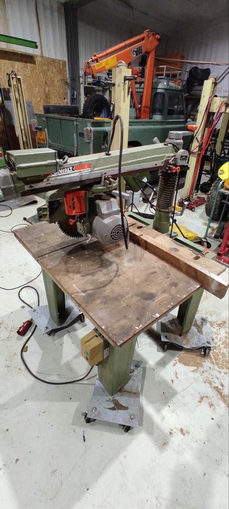 Professionele DeWalt Zaagtafel - Krachtig en Betrouwbaar, Doe-het-zelf en Verbouw, Gereedschap | Zaagmachines, Ophalen, Gebruikt