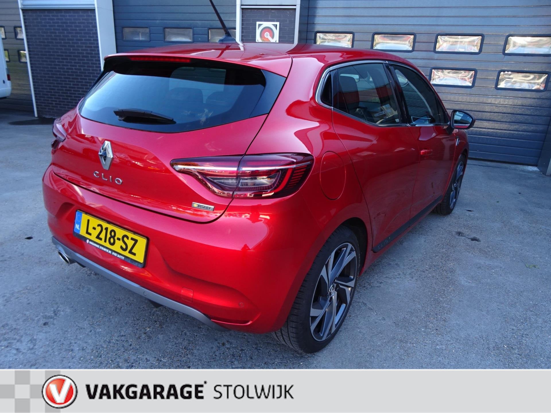 Renault Clio 1.3 TCe R.S. Line, Luxe uitvoering Automaat, We, Auto's, Renault, Gebruikt, 4 cilinders, 1133 kg, Leder en Stof