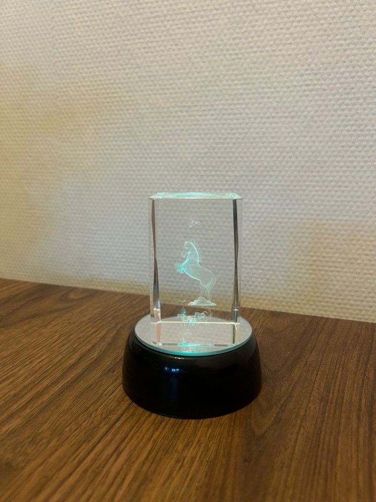 3D glazen kristal kubus unicorn – eenhoorn – LED – NIEUW, Ophalen of Verzenden, Nieuw, Glas