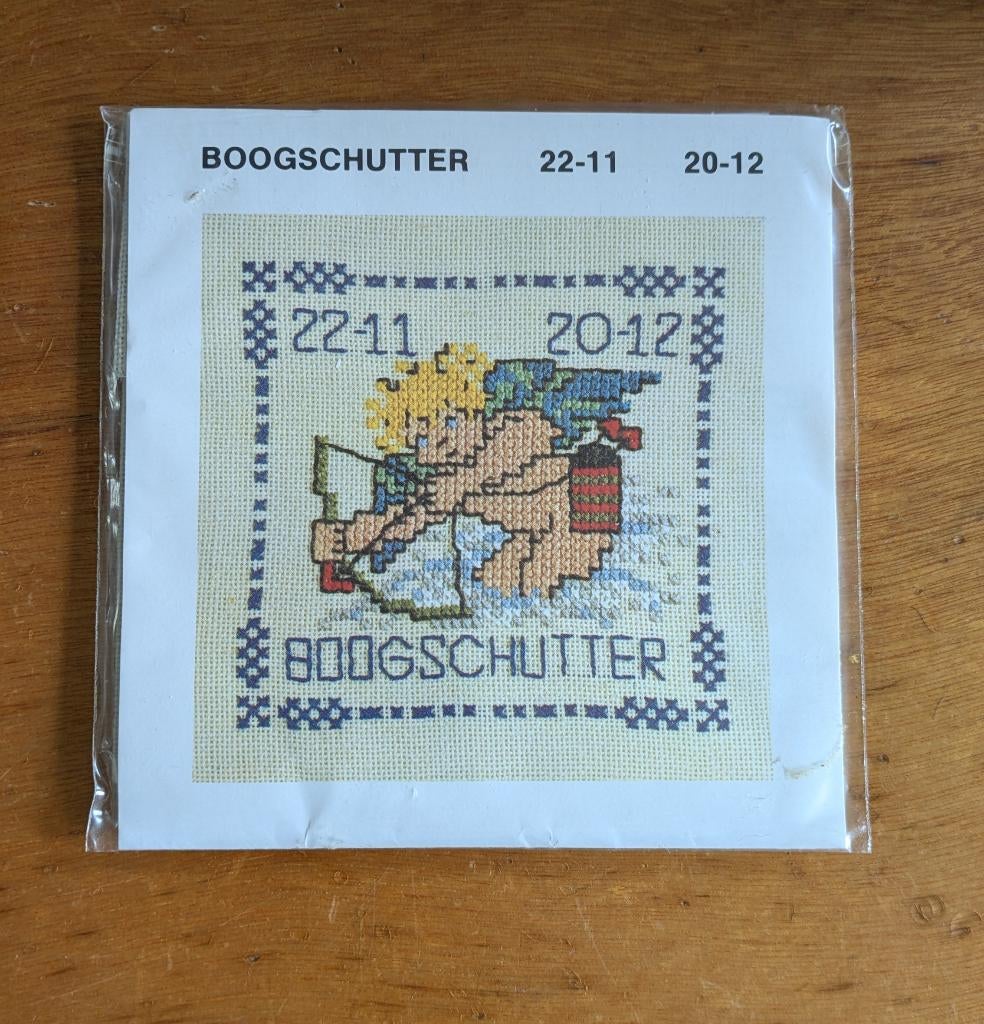 borduurpakketje sterrenbeeld Boogschutter, Ophalen of Verzenden, Nieuw, Handborduren, Borduurpakket
