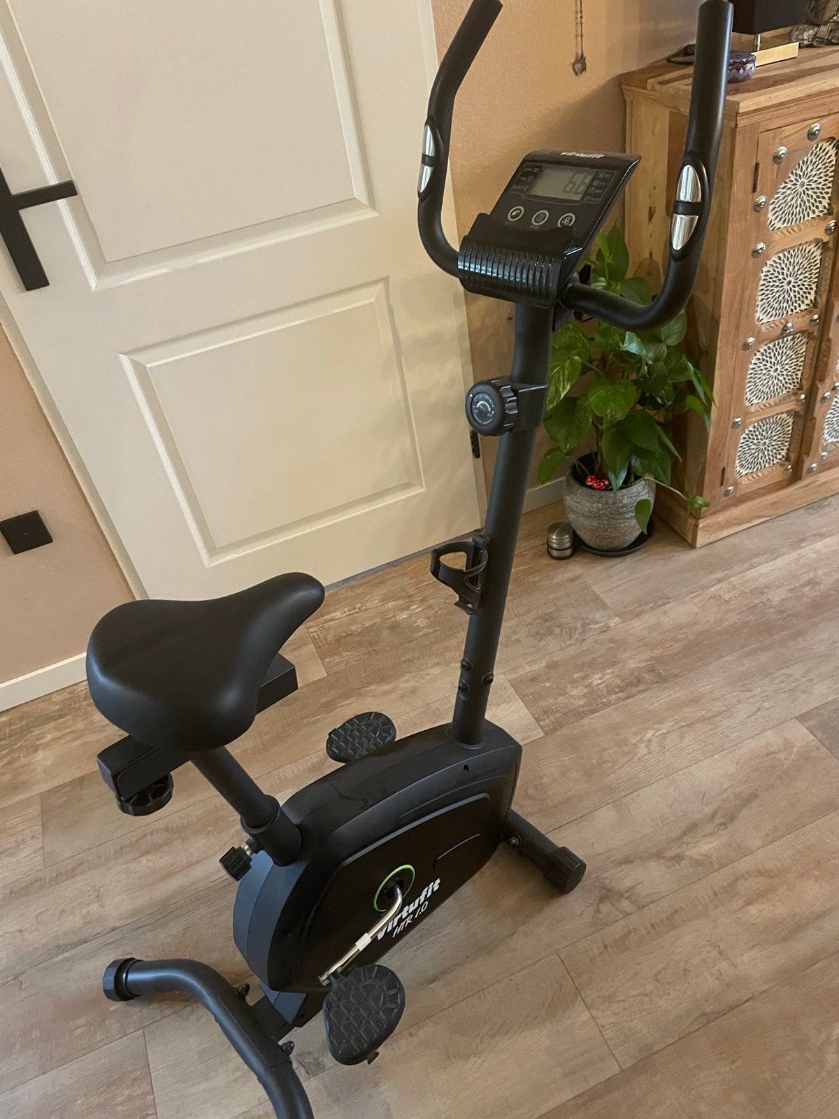 Gratis of bieden VirtuFit Hometrainer, Ophalen, Zo goed als nieuw, Metaal, Benen