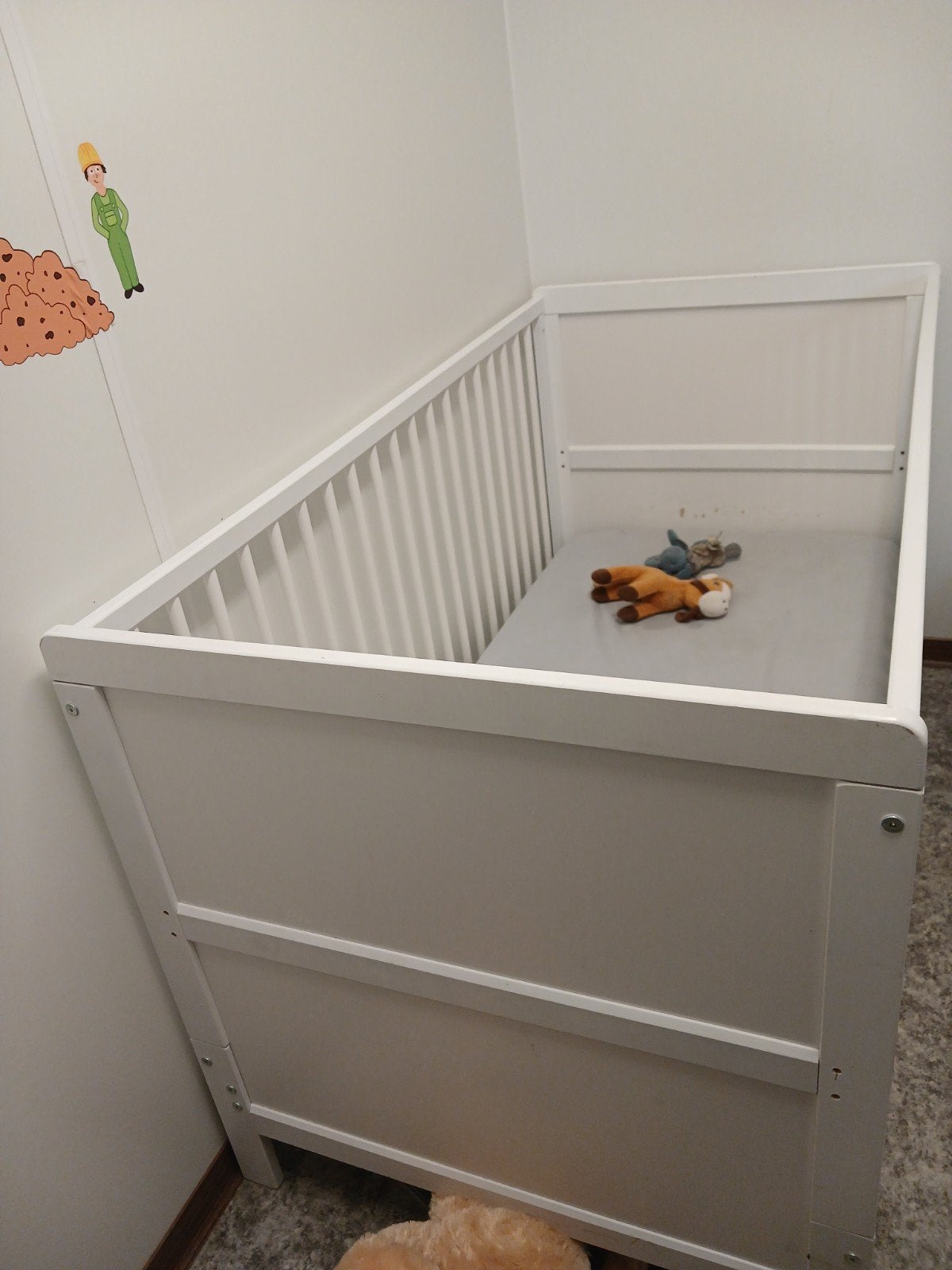 Babybed 140x70 cm met lichte beschadiging, Ophalen