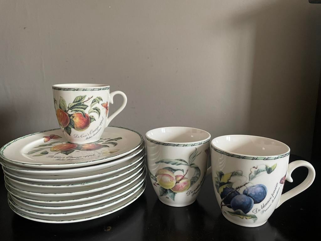 Janneke Brinkman BOTANIA 9 gebak bordjes 3 mokken, Ophalen of Verzenden, Zo goed als nieuw, Overige stijlen, Kop(pen) en/of Schotel(s)