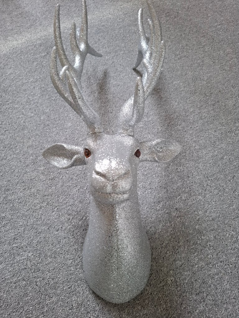 Hertenkop decoratie, Ophalen, Gebruikt