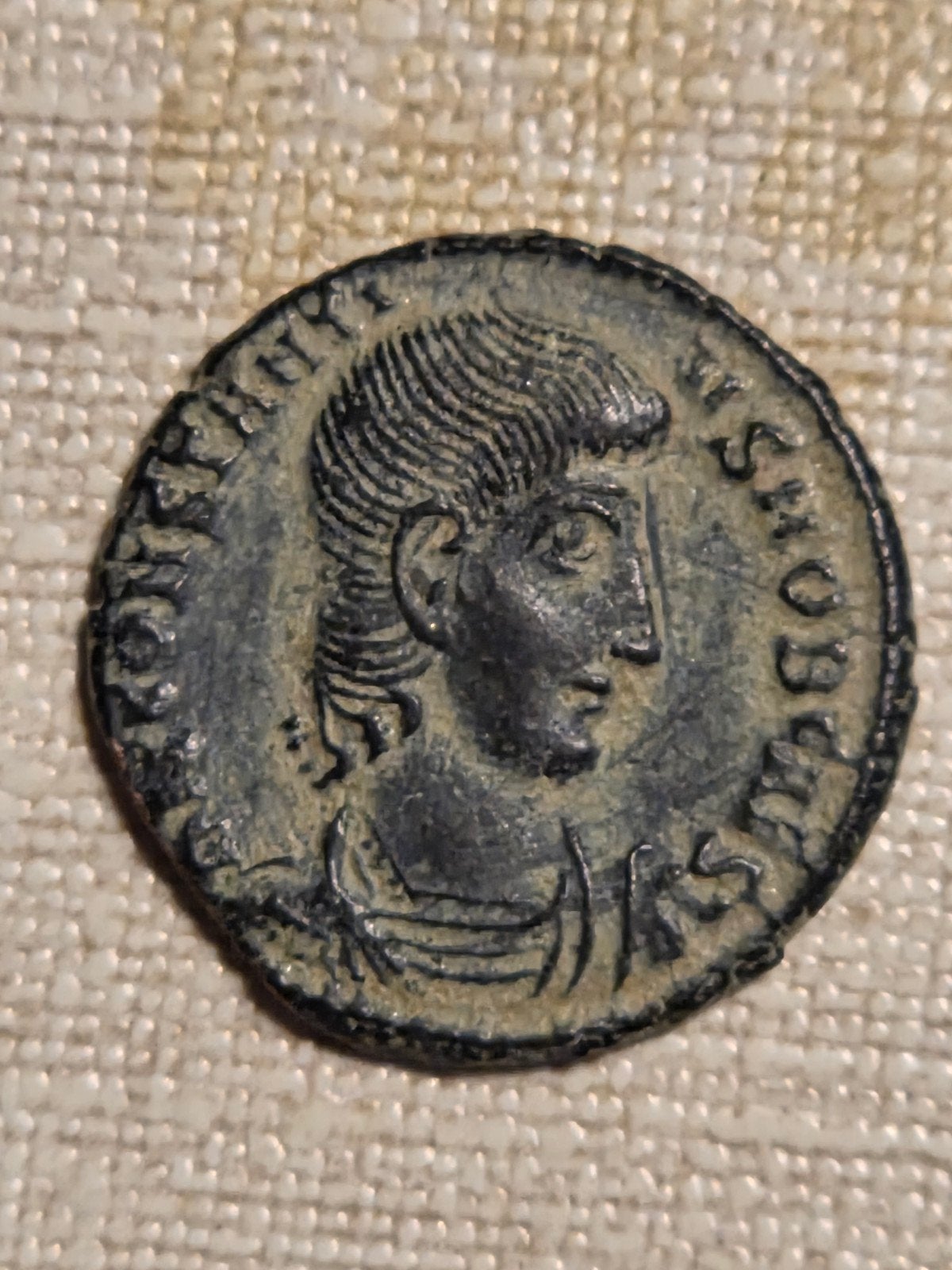 Oude Romeinse munt met keizerlijke afbeelding, Ophalen of Verzenden, Overige waardes, Losse munt