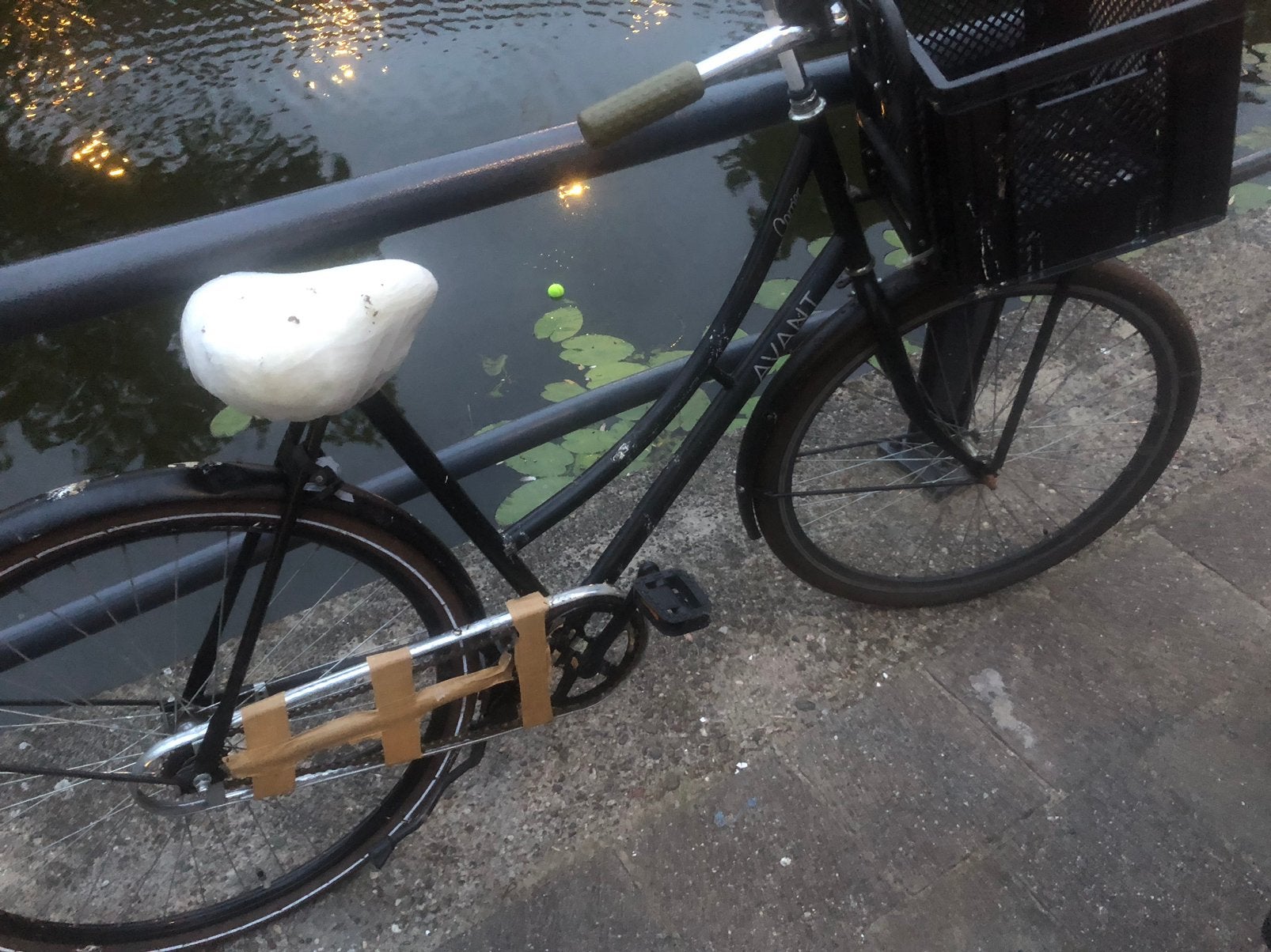 aviant stadsfiets, 56 cm of meer, Ophalen, Zo goed als nieuw
