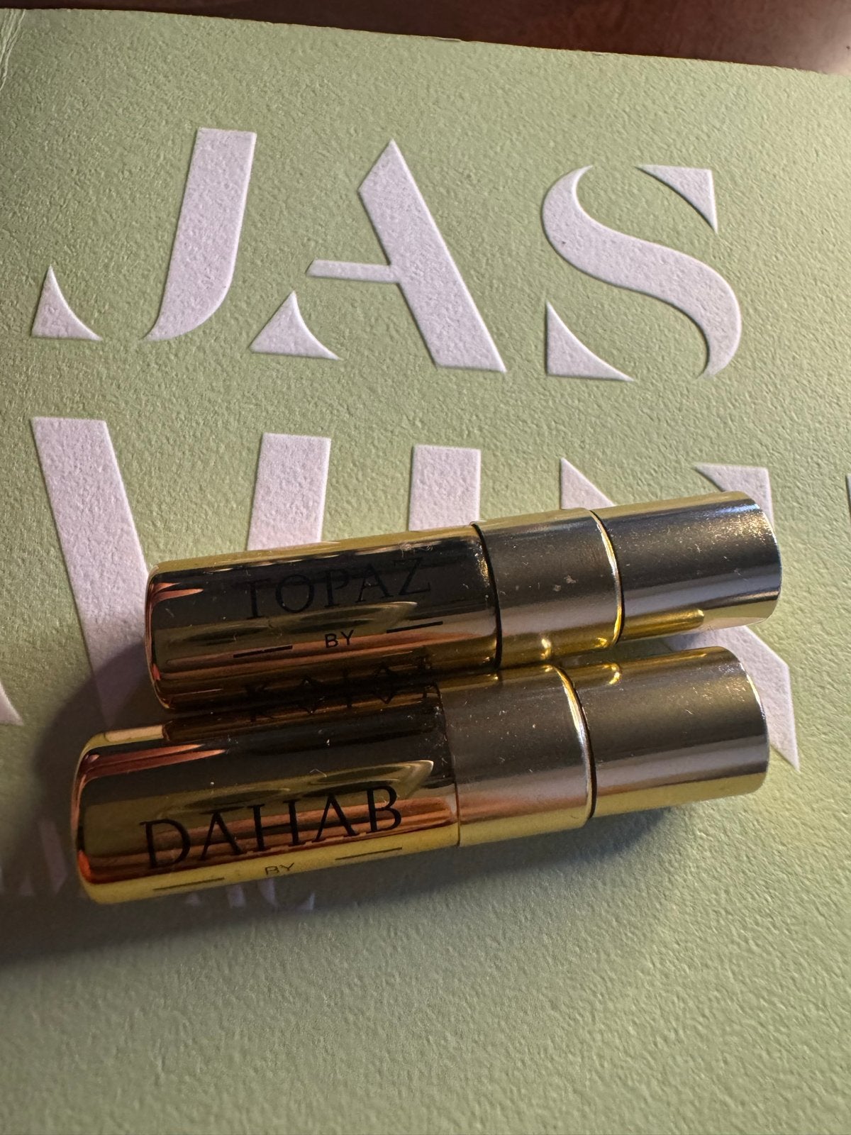 Kajal Topaz & Dahab Extrait de Parfum - 3ml samples, Ophalen of Verzenden, Zo goed als nieuw