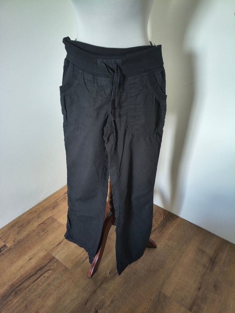 Katoenen broek met omslag en koord bovenin, Zwart, Ophalen of Verzenden, Clockhouse, Maat 36 (S)