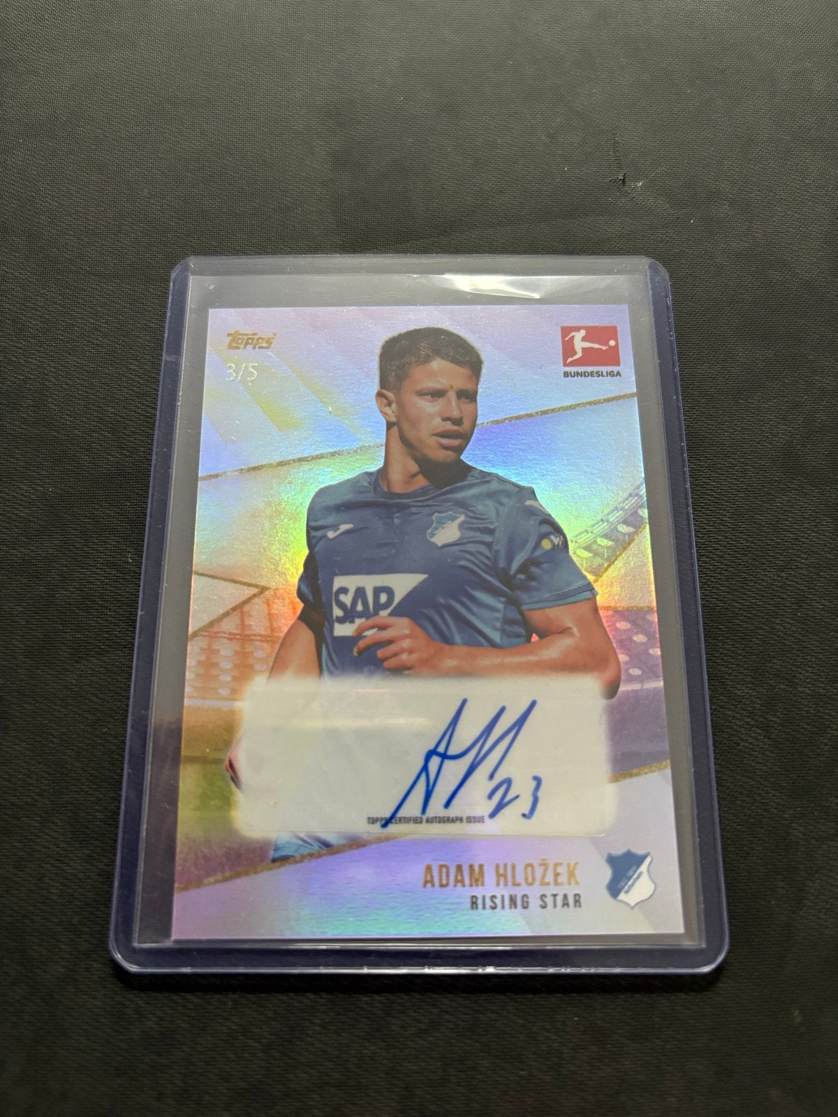 Topps Bundesliga Adam Hlozek Autograph /5 Rising Star, Ophalen of Verzenden, Nieuw, Buitenlandse clubs, Spelerskaart