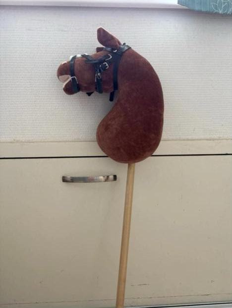 Hobbyhorse, Ophalen, Zo goed als nieuw