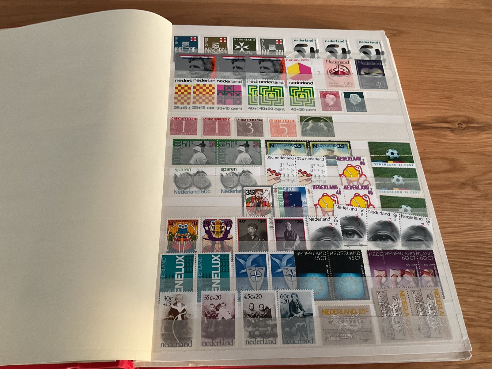 Stockboek Nederland postfris, Postzegels en Munten, Postzegels | Volle albums en Verzamelingen, Ophalen of Verzenden, Nederland