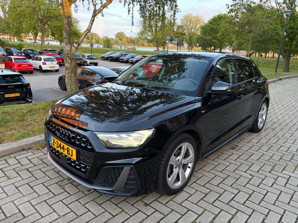 Audi A1 Sportback 30 TFSI Pro Line S-line S-tronic AUT PDC, Auto's, Stof, A1, 116 pk, Zwart