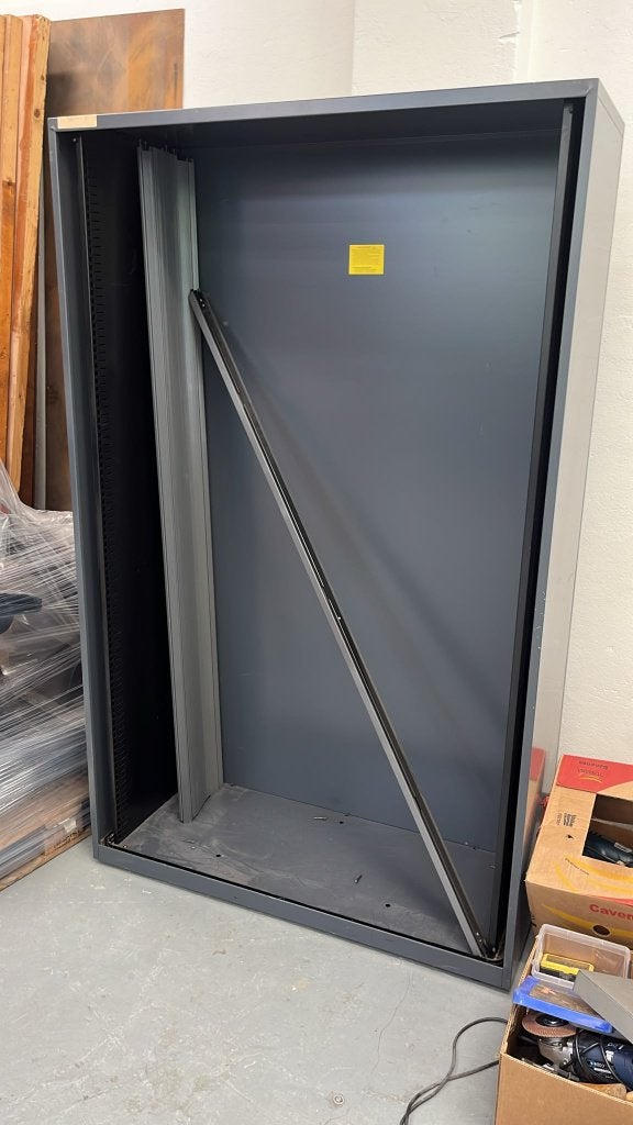 Grote Bisley roldeurkast 195 cm, antraciet, zonder legborden, Ophalen, Gebruikt, 100 tot 150 cm, Metaal