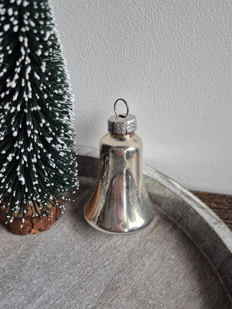 Vintage kerstbal klokje zilver 496, Diversen, Kerst, *, Gebruikt, *, Ophalen of Verzenden