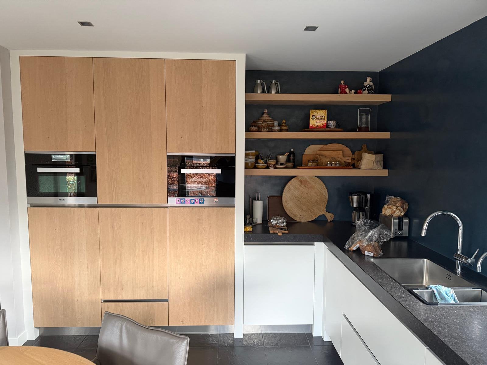 Keuken met Miele apparatuur en quooker, Ophalen of Verzenden, Zo goed als nieuw, Graniet of Steen, Hoekkeuken