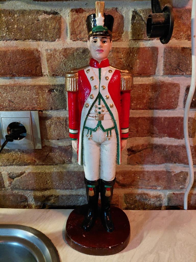 Decoratieve ijzeren Soldaat Beeld - Vintage Stijl, Ophalen of Verzenden, Gebruikt