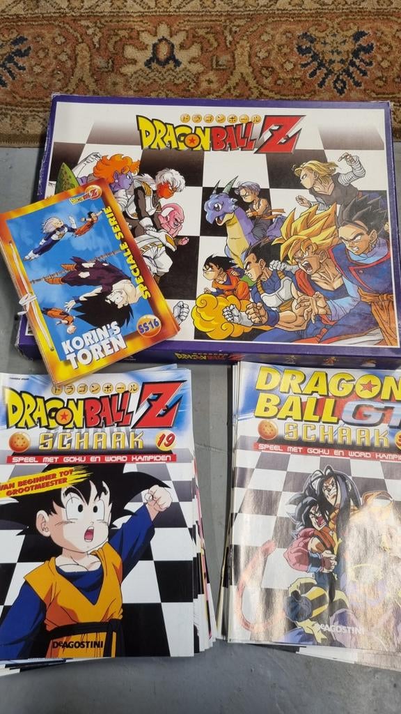 Dragon Ball Z Schaakset - Deelcollectie met Tijdschriften, Een of twee spelers, Ophalen of Verzenden, Gebruikt