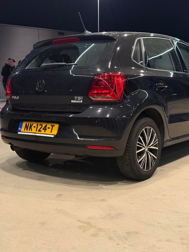 Volkswagen Polo 1.2 TSI 66KW 2016 Zwart, 40 €/maand, 4 cilinders, 160 pk, Zwart