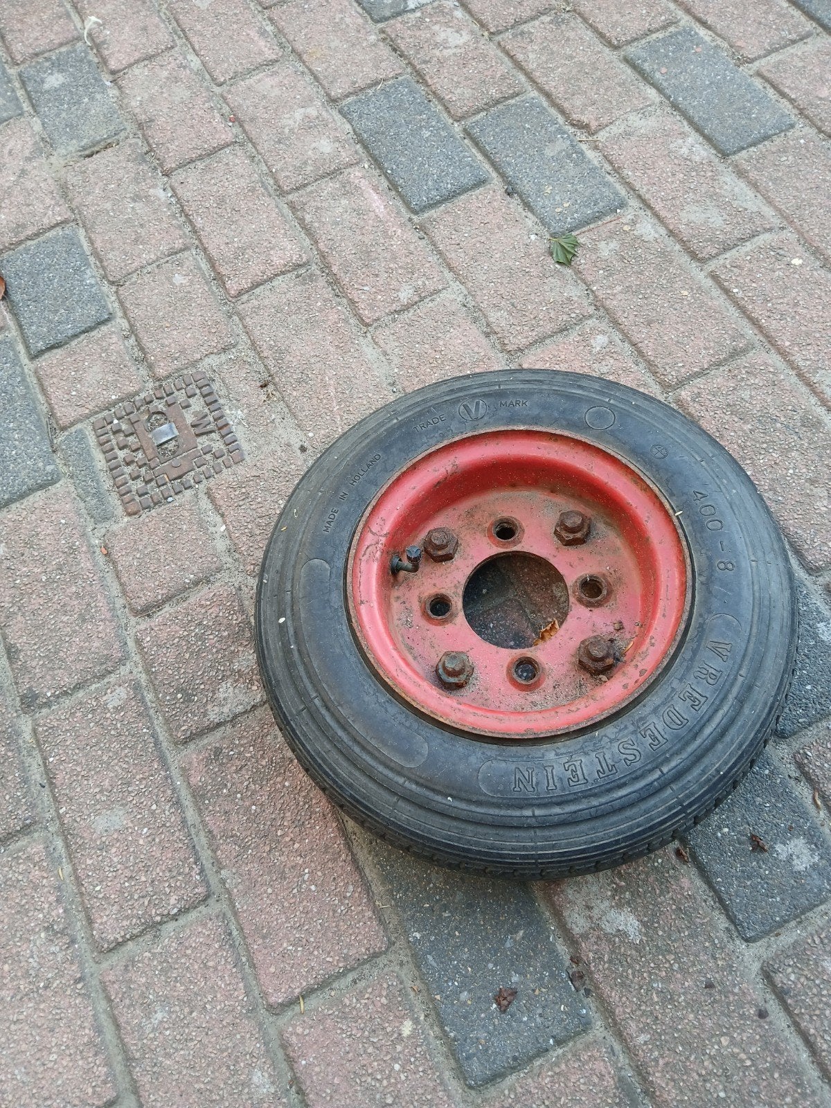 Reservewiel 4.00 maal 8 steek 4 maal 100, Ophalen