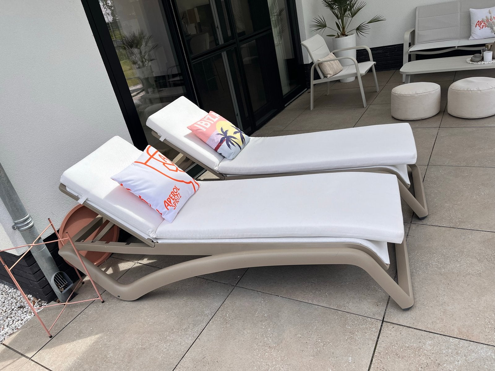 2x luxe tuin kussens - uitwasbaar en zeer comfortabel, Ophalen, Zo goed als nieuw
