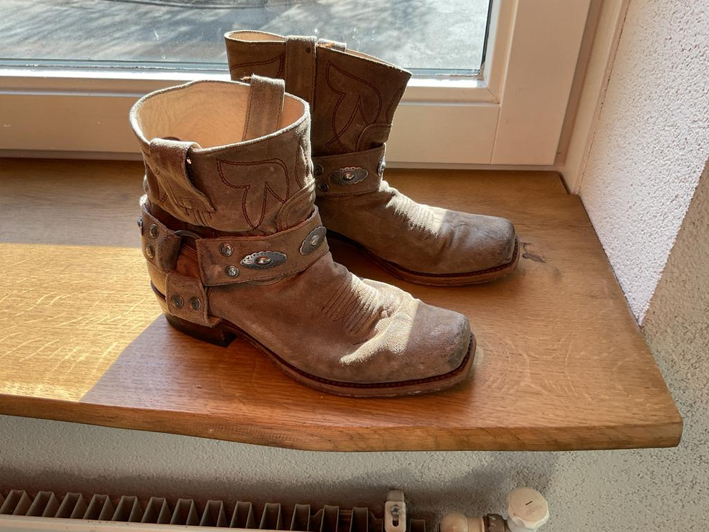 Sendra beige en grijs maat 40, Beige, Lage of Enkellaarzen, Ophalen of Verzenden, Zo goed als nieuw
