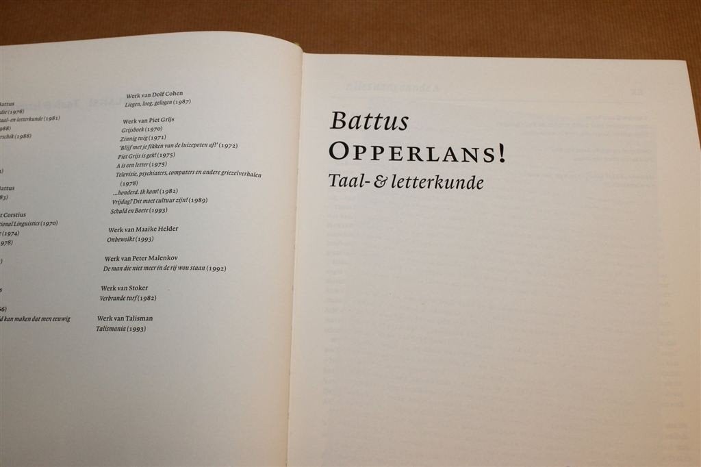 Opperlans! — Battus Taalspel & Letterkunde Dik Boek 676p, Boeken, Ophalen of Verzenden, Gelezen, Van Dale, Nederlands