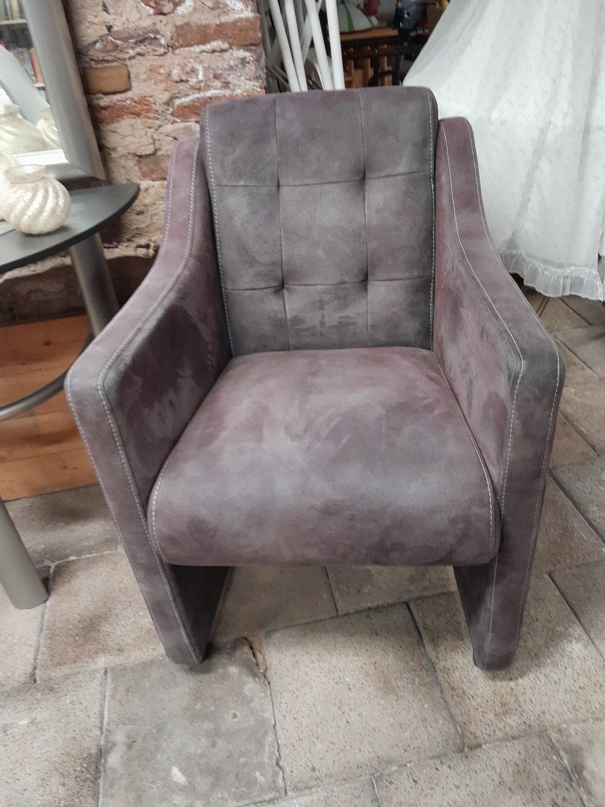 Comfortabele fauteuil in taupekleurige stof, Ophalen, Modern, Comfortabel, Gebruikt, Stof