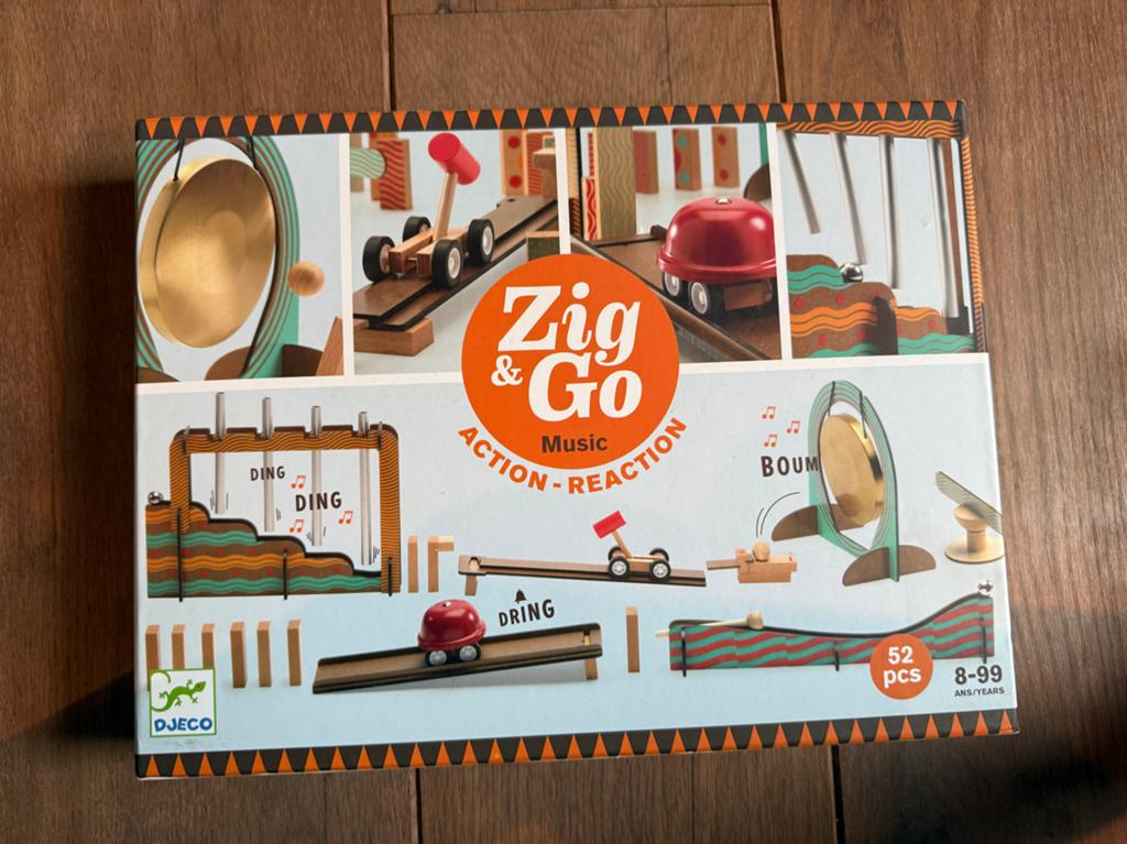 Djeco Zig & Go Music 52-delige knikkerbaan, Ophalen of Verzenden, Zo goed als nieuw, Overige typen, Met geluid