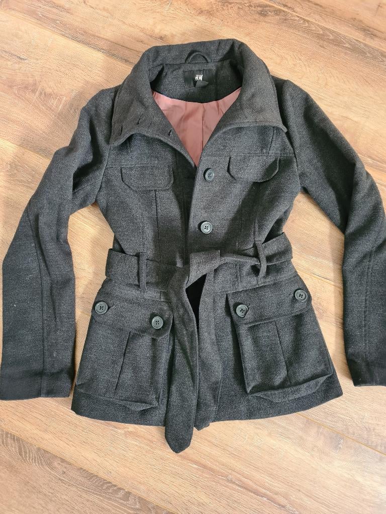 Grijze jas van H&M maat 34, H&M, Ophalen of Verzenden, Zo goed als nieuw, Maat 34 (XS) of kleiner