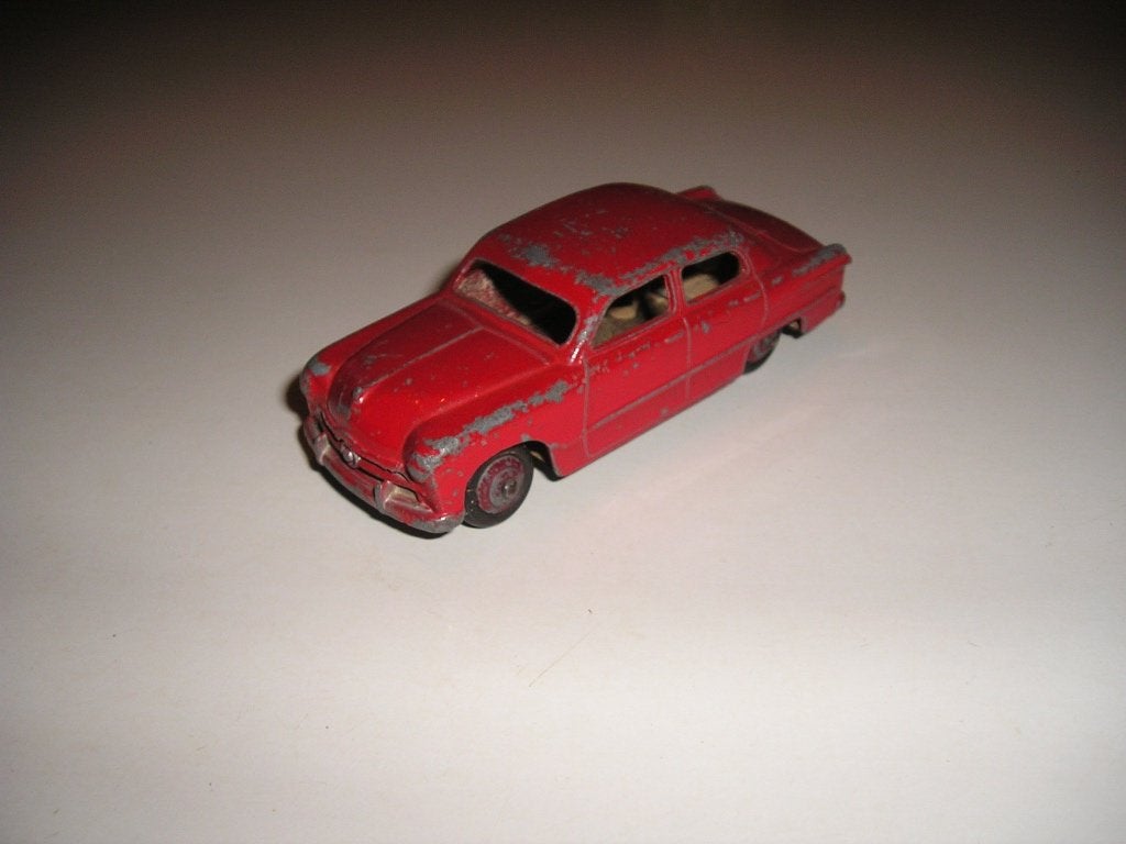 Dinky Toys 139a Ford Fordor, Antiek en Kunst, Antiek | Speelgoed, Ophalen of Verzenden