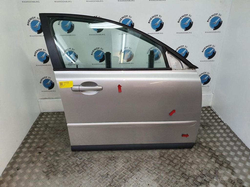 VOLVO V50 2.4 EXCLUSIVE  PORTIER RV 2006, Gebruikt, Deur, Ophalen of Verzenden, Stiba lid