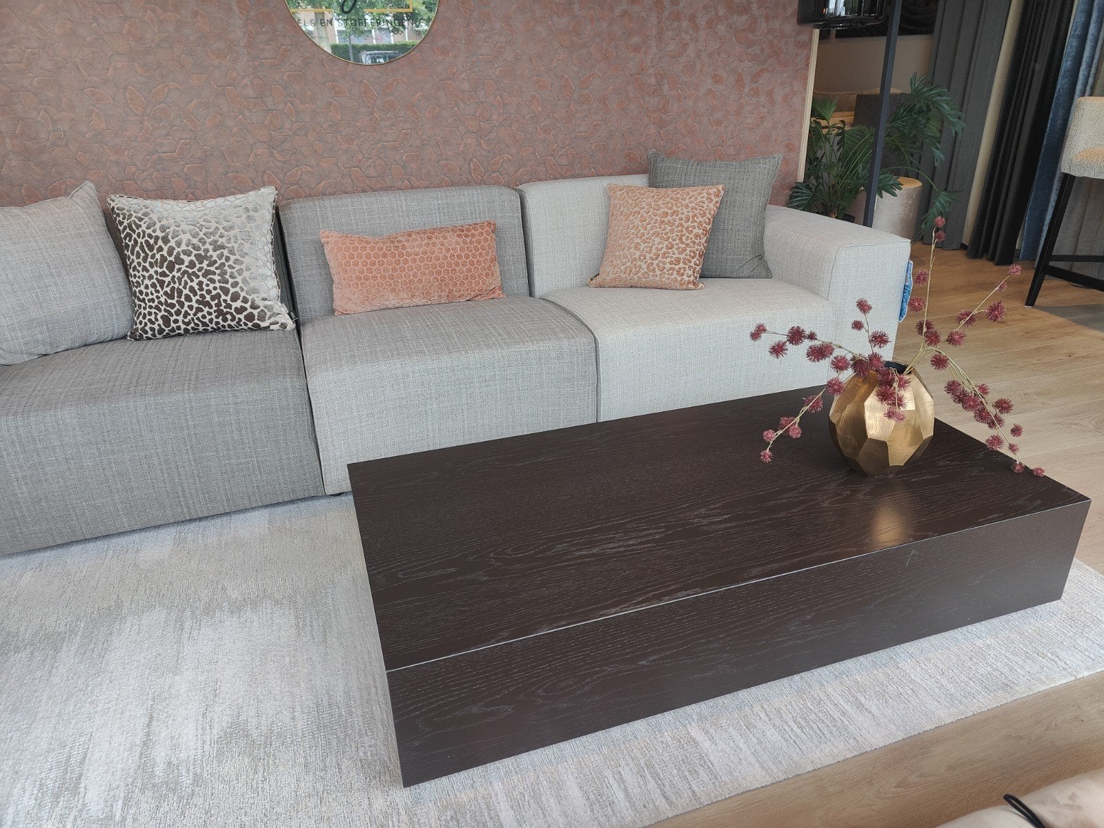 Hotel chique Puur op maat eiken fineer salontafel bruin, Huis en Inrichting, Ophalen, 100 tot 150 cm, Eikenhout, 50 tot 100 cm