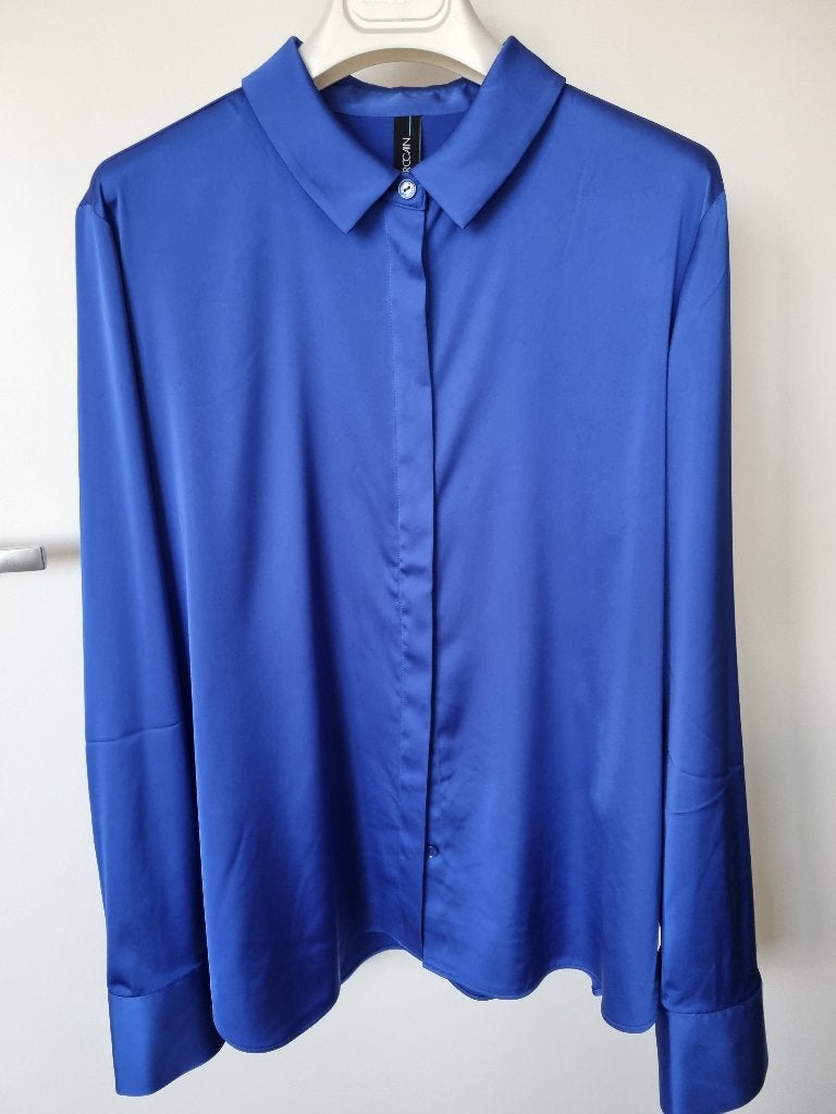 Prachtige blouse van Marccain. Maat 4 / 40. Nieuw., Maat 38/40 (M), Blauw, Nieuw, Ophalen of Verzenden