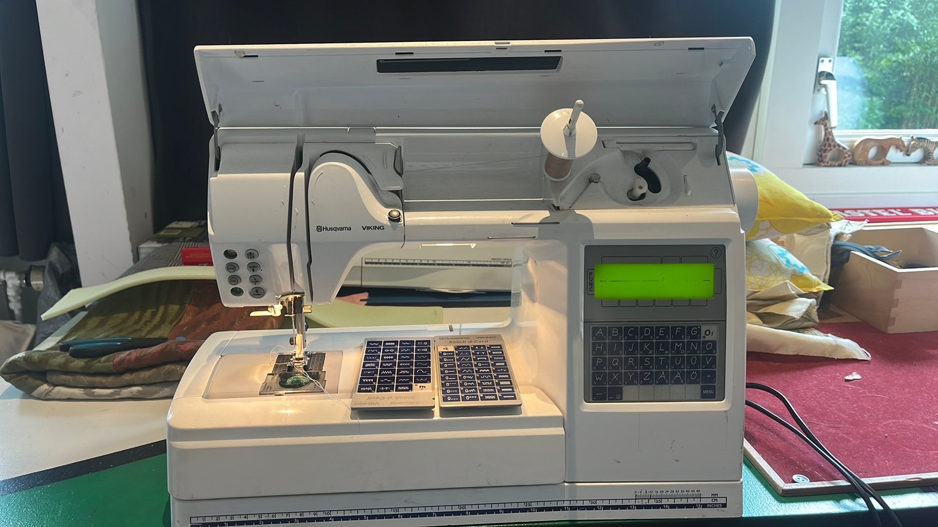 Husqvarna Quilt Designer naaimachine sensor system, Hobby en Vrije tijd, Ophalen, Zo goed als nieuw, Naaimachine, Husqvarna