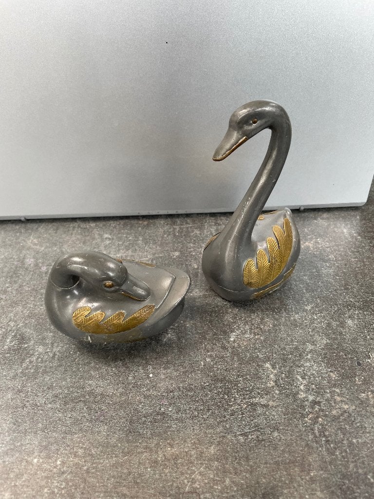 Twee tinnen zwaantjes- opbergdoosjes, Ophalen of Verzenden