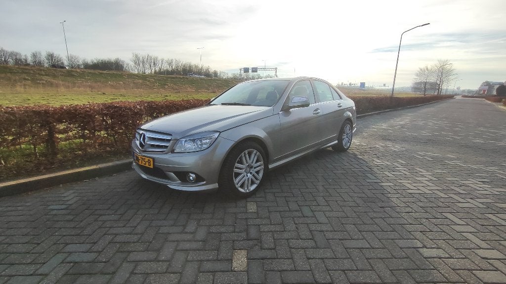 Mercedes-Benz C300 Avantgarde 2008 Grijs, Automaat, Euro 5, Achterwielaandrijving, 1800 kg