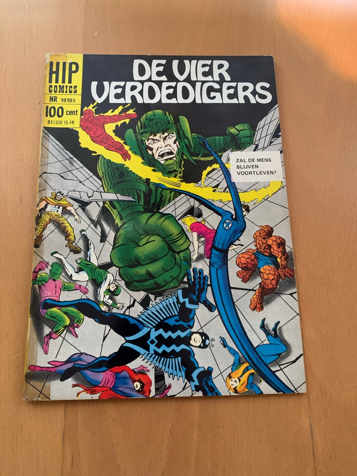 De Vier Verdedigers - Hip Comics NR 19105, Boeken, Eén stripboek, Ophalen of Verzenden, Gelezen