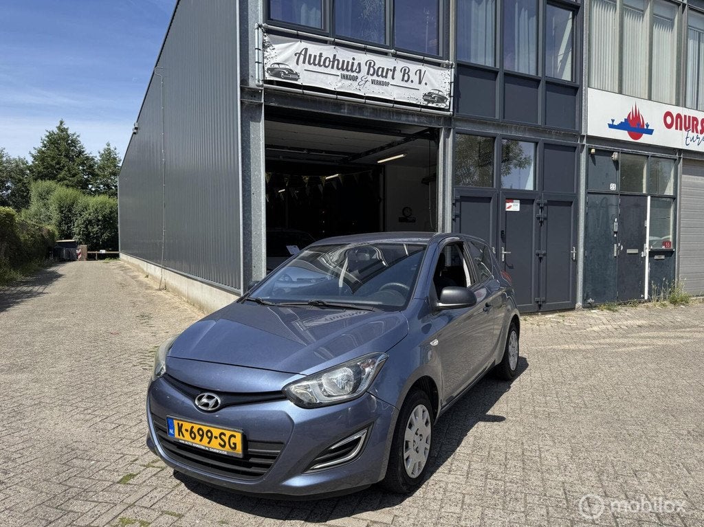 Hyundai i20 1.2i i-Drive Nieuwe APK! NAP Rapport!, Auto's, Hyundai, Bedrijf, Te koop, i20, ABS, Airbags, Alarm, Centrale vergrendeling