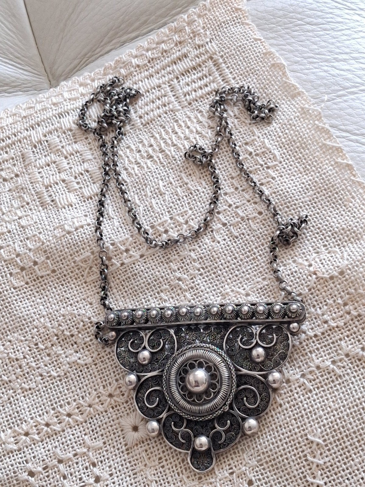 Zeeuwse zilveren jasseron ketting  met grote knop hanger, Ophalen of Verzenden