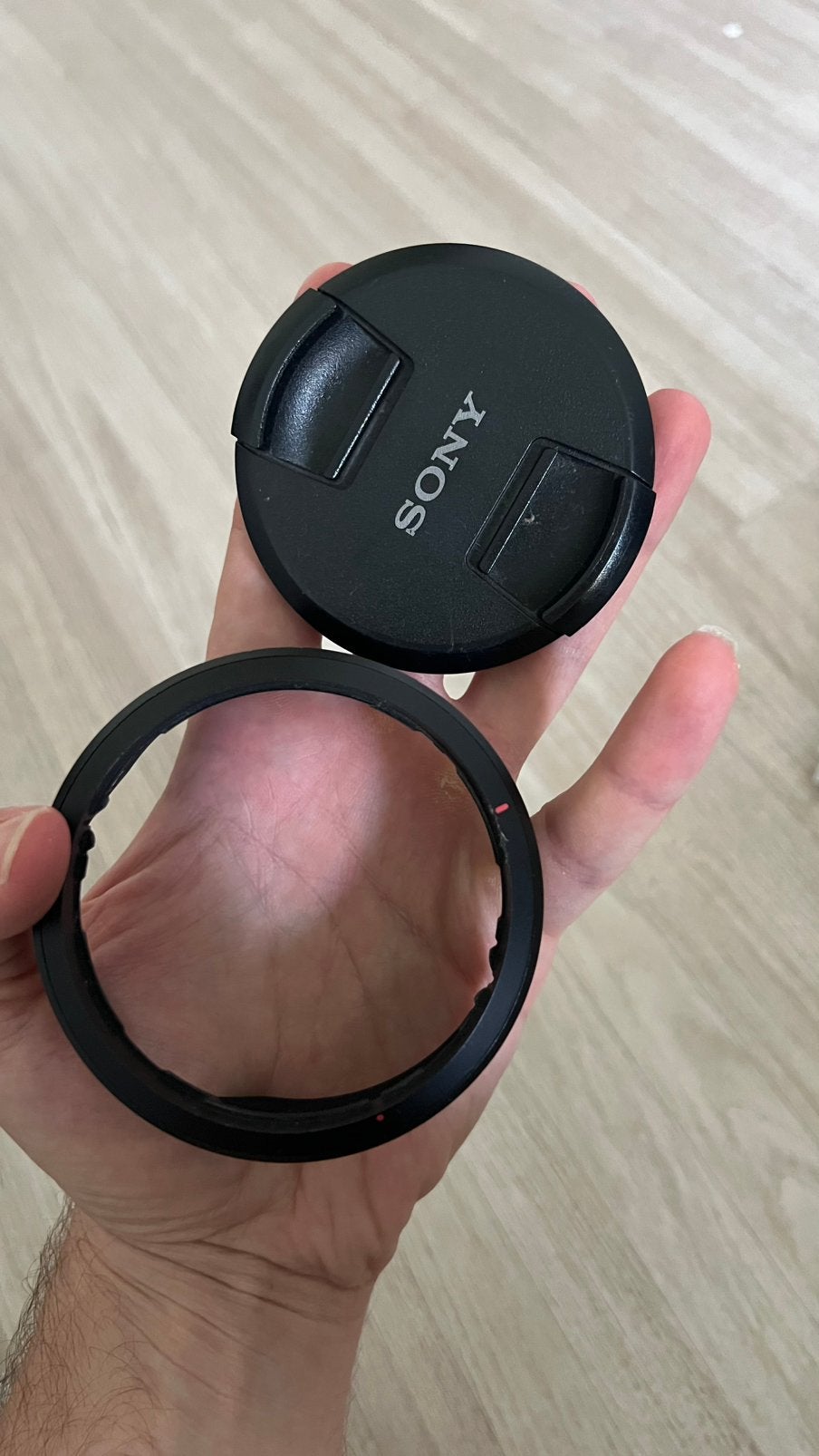 Sony lense cover 77mm, Ophalen of Verzenden, Zo goed als nieuw, 60 tot 70 mm, Overige typen
