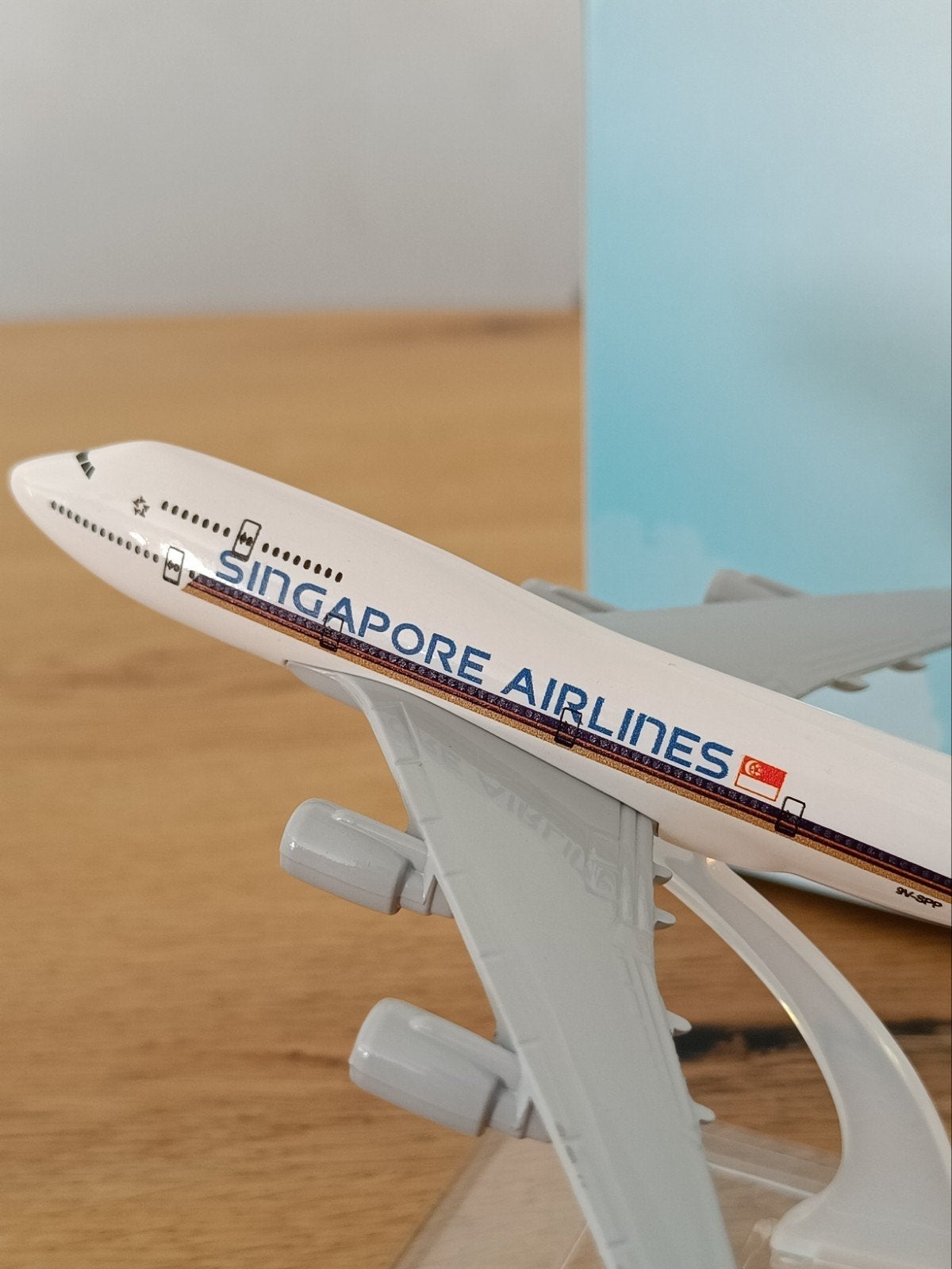 schaalmodel van een Singapore Airlines vliegtuig, Overige merken, Nieuw, Ophalen of Verzenden, Groter dan 1:72