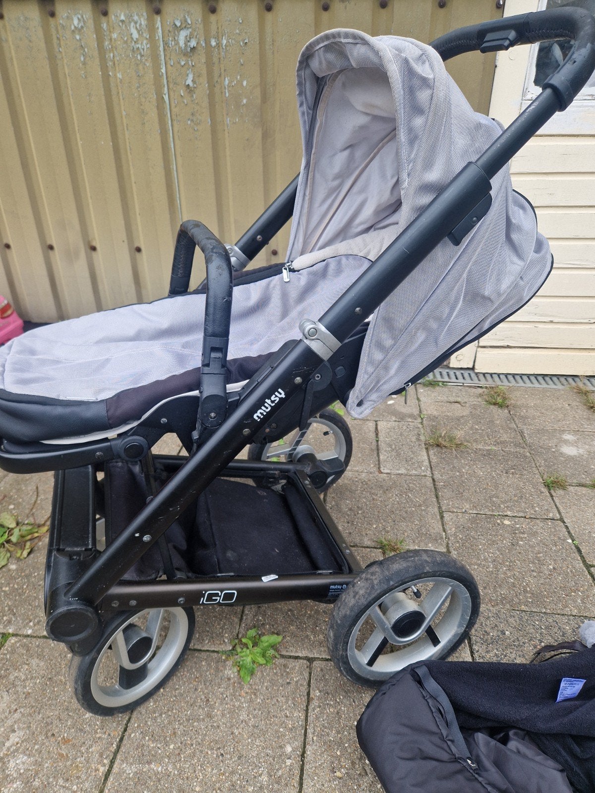 Mutsy Igo Combiwagen met voetenzak, Ophalen, Gebruikt, Combiwagen, Met reiswieg