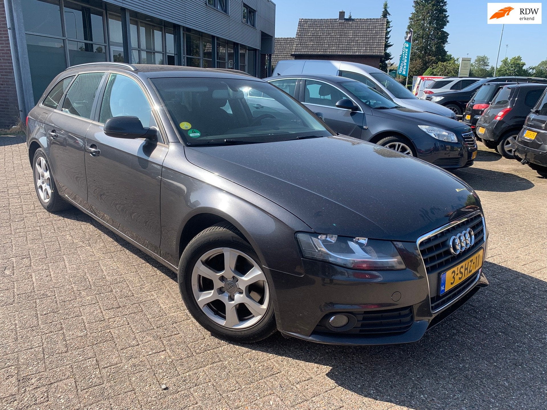Audi A4 Avant 2.0 TDI 2009 BRANDSTOFPOMP SCHADE € 1.950.-, Auto's, Audi, Bedrijf, Te koop, A4, ABS, Airbags, Airconditioning, Automatische klimaatregeling