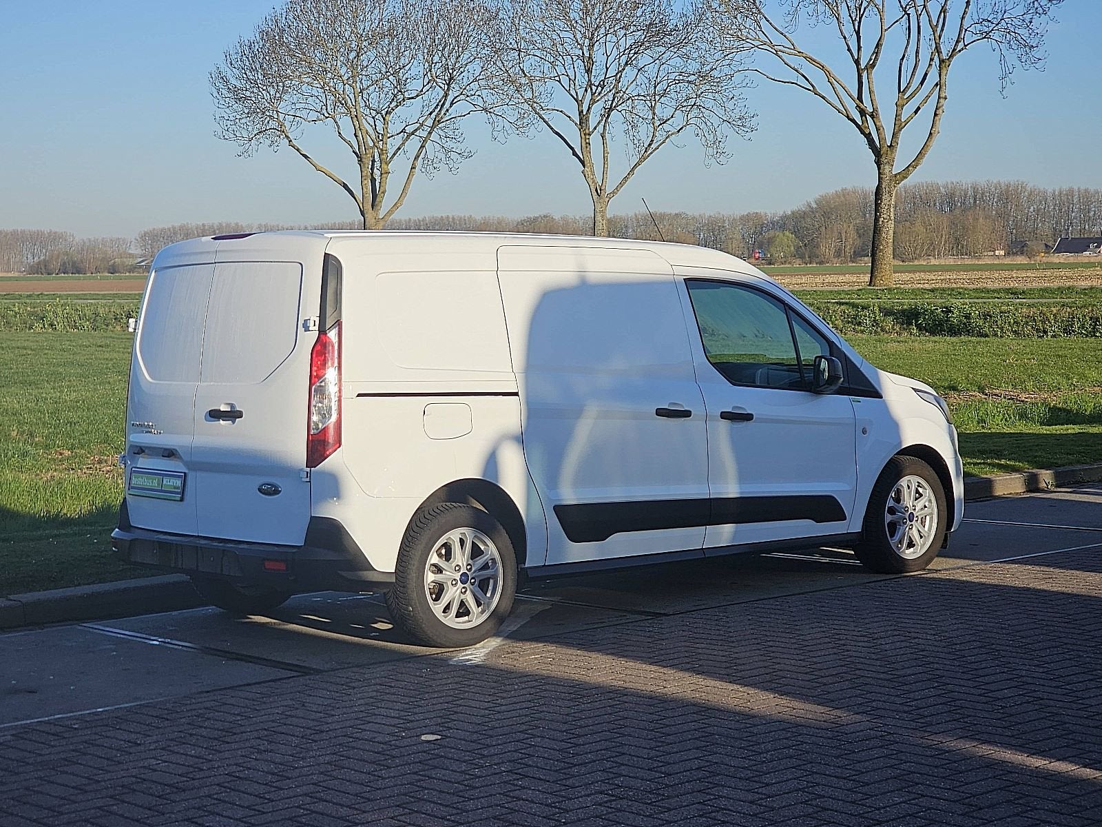 FORD TRANSIT CONNECT 1.5 l2 trend euro6 ac!, Gebruikt, Euro 6, 1546 kg, Wit