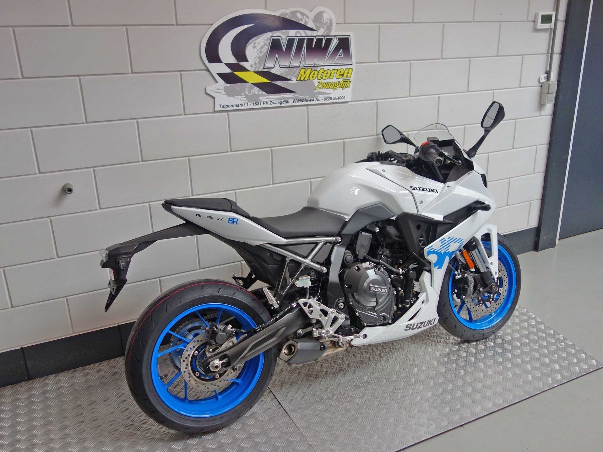 Suzuki GSX-8R, Super Sport, Meer dan 35 kW, 776 cc, Gebruikt