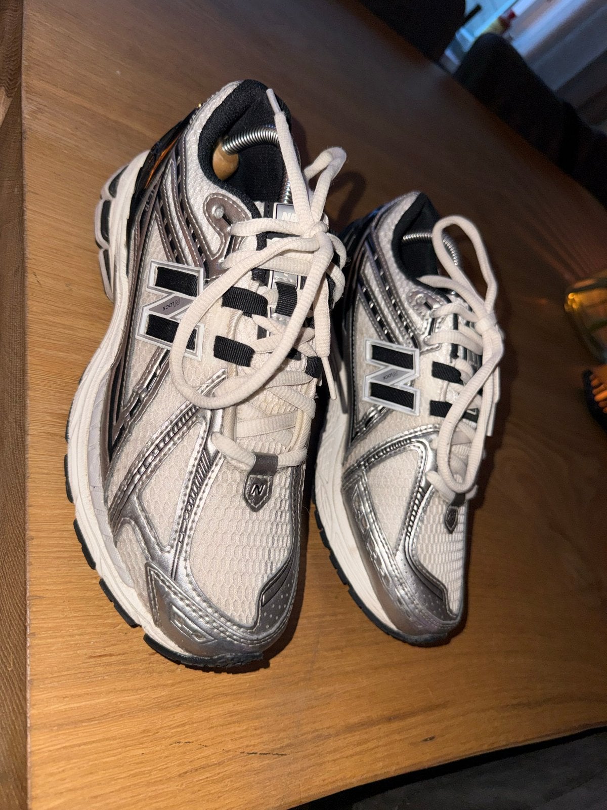 New Balance 1906R Sneakers Zilver/Wit, Kleding | Heren, Ophalen, Zo goed als nieuw, Wit
