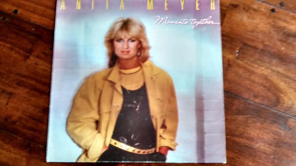 LP - Anita Meyer - Moments together, Ophalen of Verzenden, 1980 - 1989, Zo goed als nieuw, 12 inch
