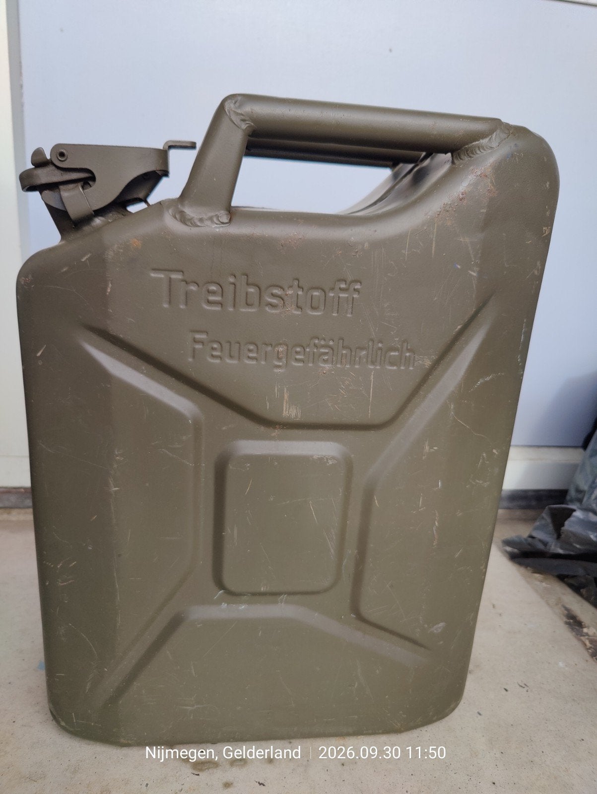 Originele Duitse Wehrmacht Jerrycan - Treibstoff, Ophalen