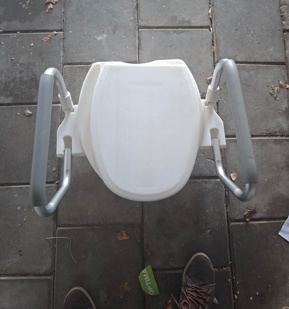 WC verhoger, Ophalen